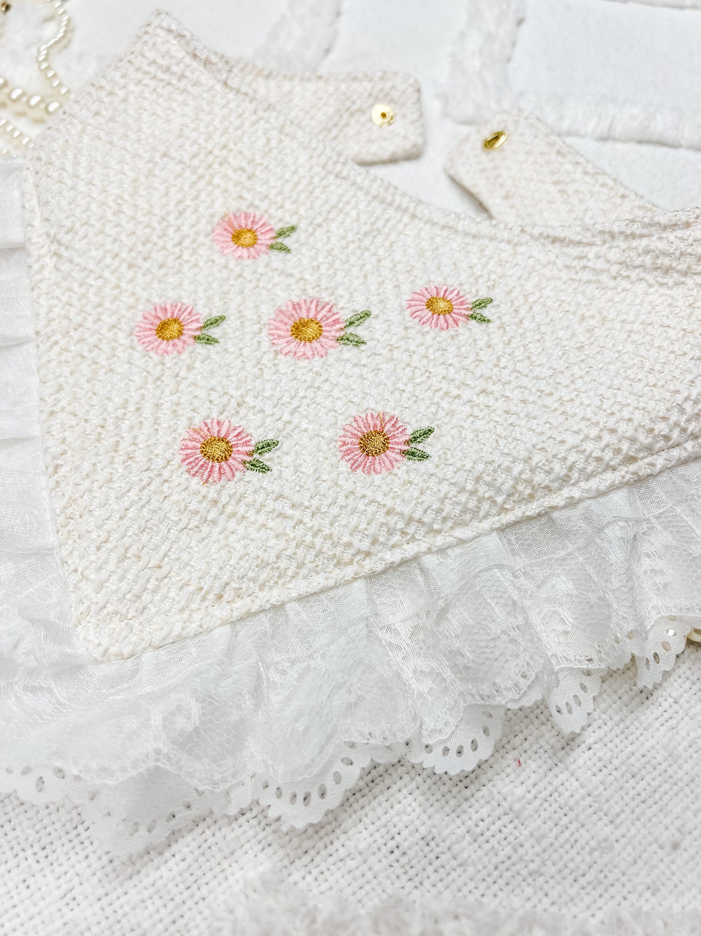 Pocket Full of Daisies