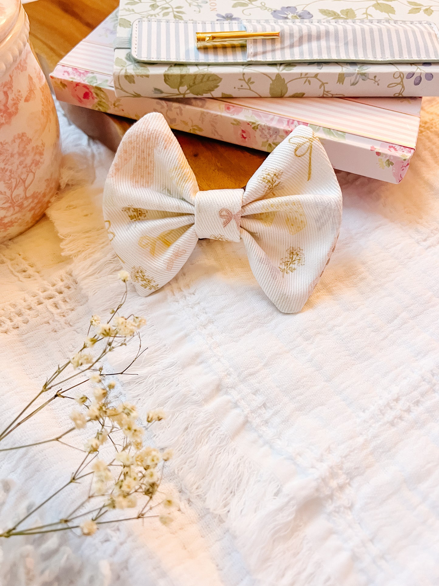 The Spring in Bloom Bows