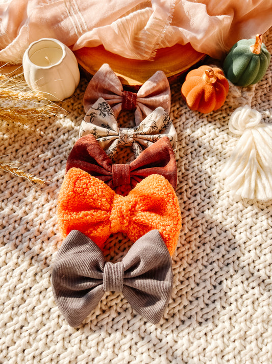 Styled Spooky Bows
