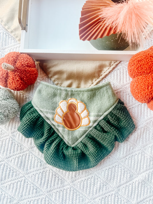 Turkey on Green  with Ruffle Bandana