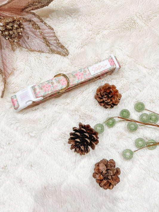 Pinecone and Flowers Collar